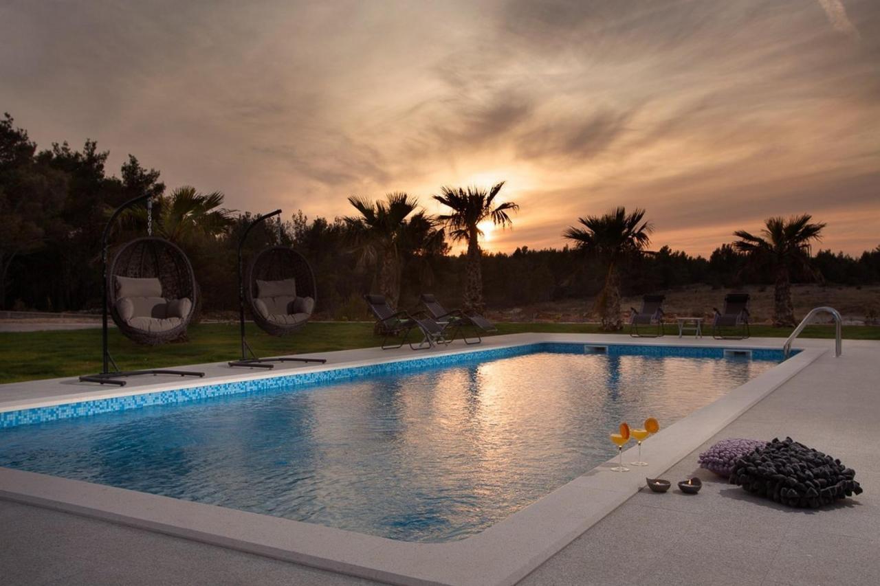 Villa Malibu One Vir Exterior foto