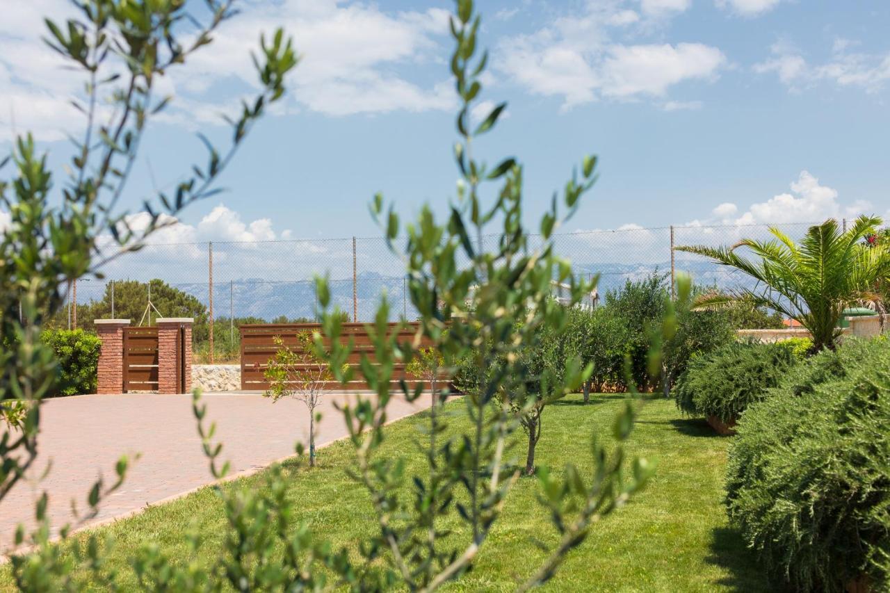 Villa Malibu One Vir Exterior foto